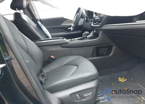 2024 Toyota Grand Highlander Xle from USA, damaged, VIN 5TDAAAB56RS047902